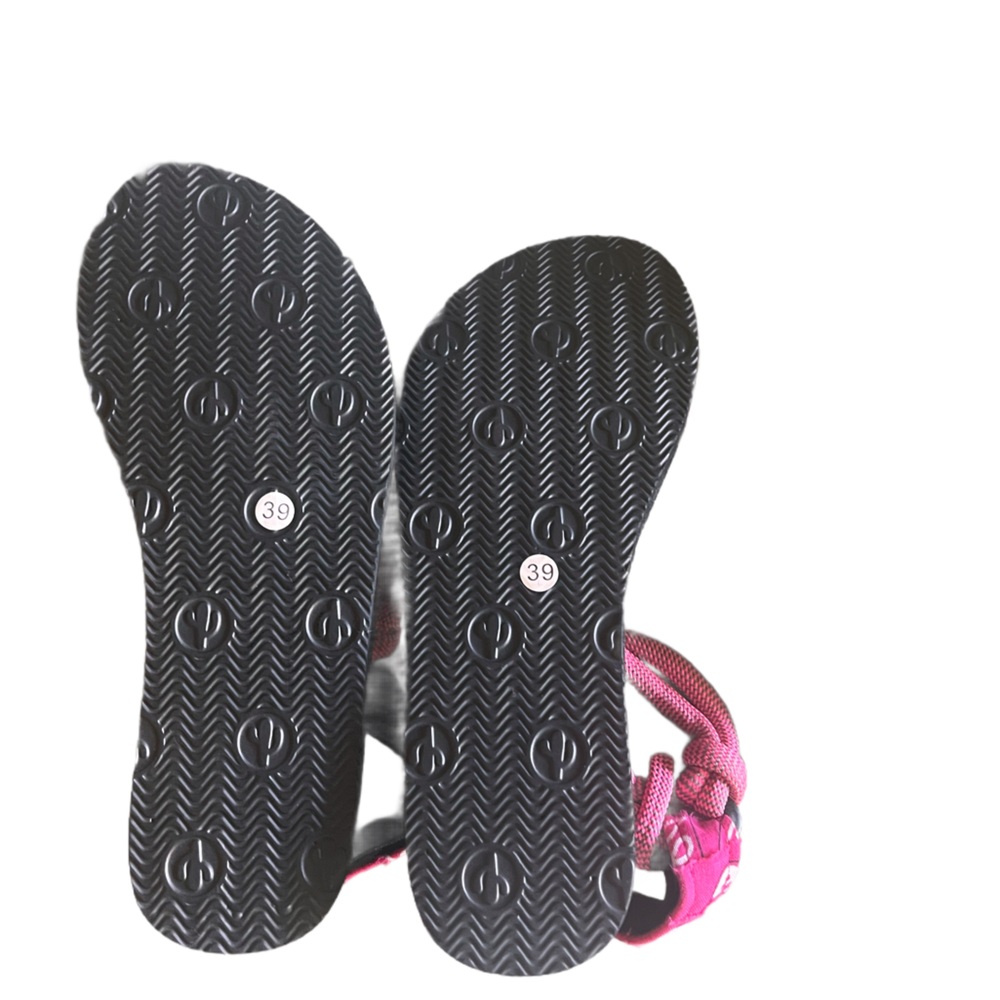 Never Worn Arizona Love Trekky Pink Sandals Size 39 - Picture 5 of 7